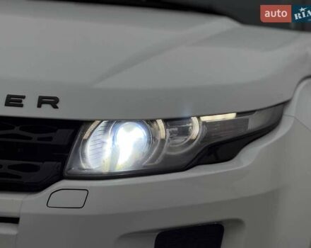 Білий Ленд Ровер Рендж Ровер Евок, об'ємом двигуна 2 л та пробігом 125 тис. км за 14800 $, фото 5 на Automoto.ua