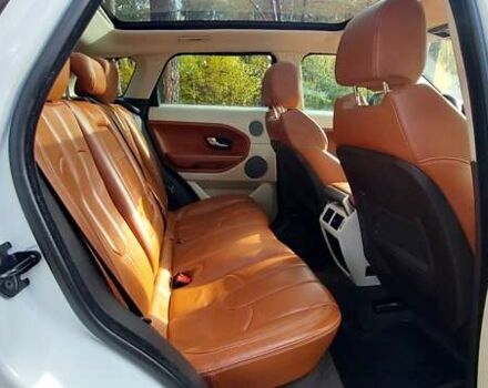 Білий Ленд Ровер Рендж Ровер Евок, об'ємом двигуна 2 л та пробігом 228 тис. км за 13300 $, фото 37 на Automoto.ua