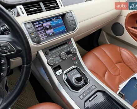 Білий Ленд Ровер Рендж Ровер Евок, об'ємом двигуна 2 л та пробігом 125 тис. км за 14800 $, фото 52 на Automoto.ua
