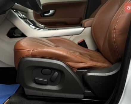 Білий Ленд Ровер Рендж Ровер Евок, об'ємом двигуна 2 л та пробігом 231 тис. км за 16990 $, фото 27 на Automoto.ua