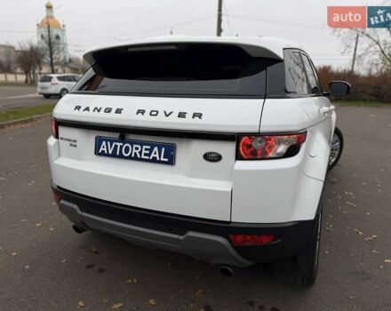 Білий Ленд Ровер Рендж Ровер Евок, об'ємом двигуна 2 л та пробігом 125 тис. км за 14800 $, фото 26 на Automoto.ua