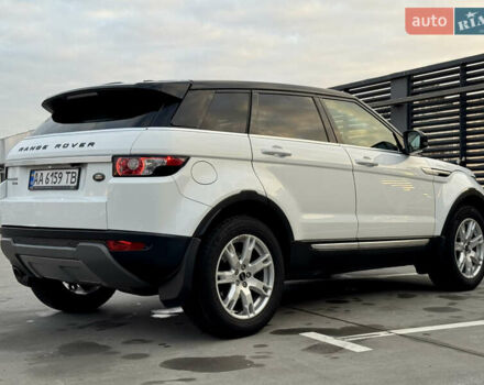 Білий Ленд Ровер Рендж Ровер Евок, об'ємом двигуна 2.2 л та пробігом 108 тис. км за 17800 $, фото 11 на Automoto.ua