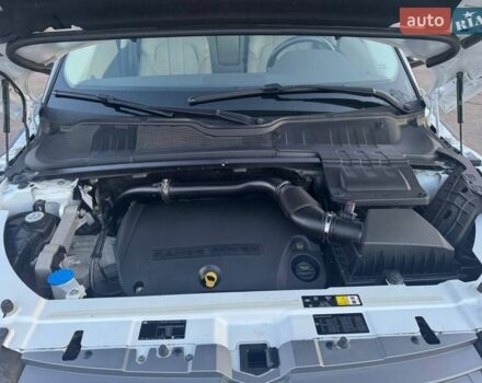 Белый Ленд Ровер Рендж Ровер Эвок, объемом двигателя 2.18 л и пробегом 77 тыс. км за 18500 $, фото 14 на Automoto.ua