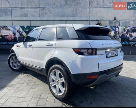 Белый Ленд Ровер Рендж Ровер Эвок, объемом двигателя 2 л и пробегом 197 тыс. км за 18900 $, фото 1 на Automoto.ua