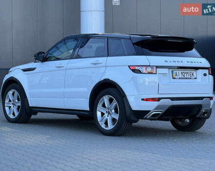 Ленд Ровер Рендж Ровер Эвок 2013 в Киеве на Automoto.ua Белый Ленд Ровер Рендж Ровер Эвок, объемом двигателя 2.18 л и пробегом 124 тыс. км за 18500 $, фото 7 на Automoto.ua