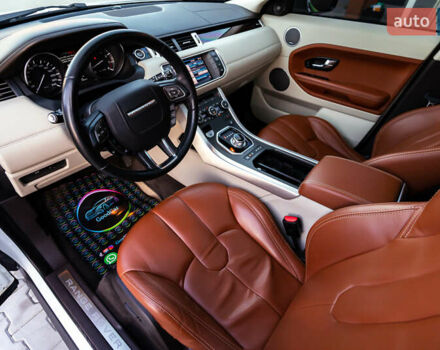 Белый Ленд Ровер Рендж Ровер Эвок, объемом двигателя 2 л и пробегом 73 тыс. км за 17700 $, фото 37 на Automoto.ua