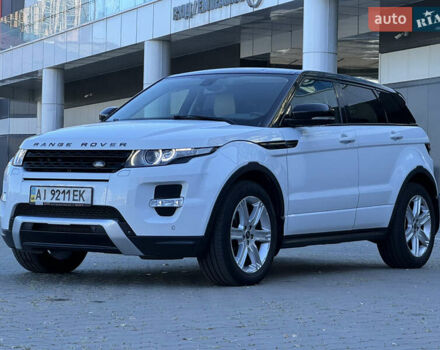 Ленд Ровер Рендж Ровер Эвок 2013 в Киеве на Automoto.ua Белый Ленд Ровер Рендж Ровер Эвок, объемом двигателя 2.18 л и пробегом 124 тыс. км за 18500 $, фото 3 на Automoto.ua