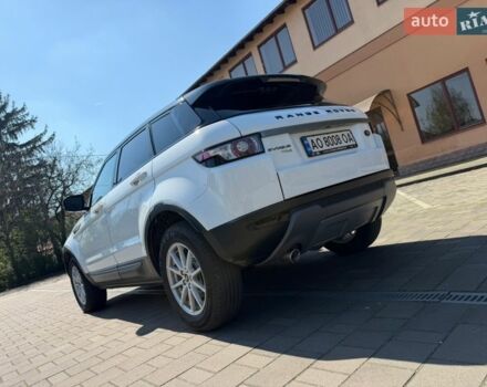 Білий Ленд Ровер Рендж Ровер Евок, об'ємом двигуна 2.18 л та пробігом 187 тис. км за 18200 $, фото 11 на Automoto.ua