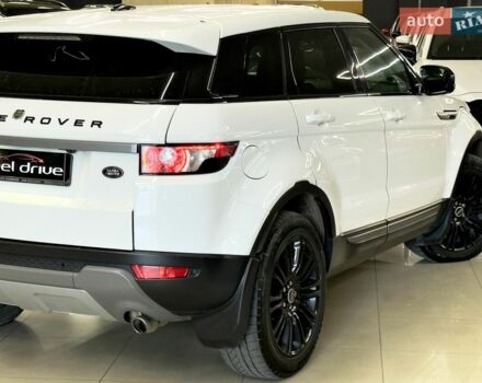 Белый Ленд Ровер Рендж Ровер Эвок, объемом двигателя 2.18 л и пробегом 155 тыс. км за 19399 $, фото 11 на Automoto.ua