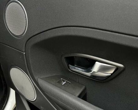 Білий Ленд Ровер Рендж Ровер Евок, об'ємом двигуна 2.18 л та пробігом 256 тис. км за 15500 $, фото 15 на Automoto.ua