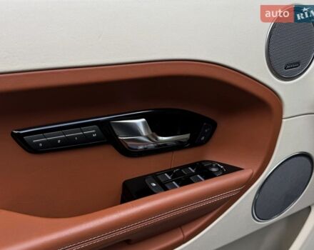 Білий Ленд Ровер Рендж Ровер Евок, об'ємом двигуна 2 л та пробігом 90 тис. км за 18999 $, фото 15 на Automoto.ua