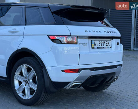 Ленд Ровер Рендж Ровер Эвок 2013 в Киеве на Automoto.ua Белый Ленд Ровер Рендж Ровер Эвок, объемом двигателя 2.18 л и пробегом 124 тыс. км за 18500 $, фото 11 на Automoto.ua