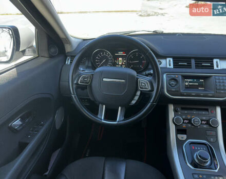 Білий Ленд Ровер Рендж Ровер Евок, об'ємом двигуна 2.2 л та пробігом 223 тис. км за 15800 $, фото 32 на Automoto.ua