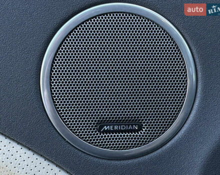 Ленд Ровер Рендж Ровер Эвок 2013 в Киеве на Automoto.ua Белый Ленд Ровер Рендж Ровер Эвок, объемом двигателя 2.18 л и пробегом 124 тыс. км за 18500 $, фото 37 на Automoto.ua