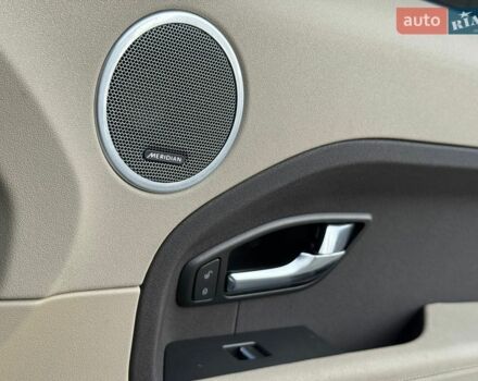 Белый Ленд Ровер Рендж Ровер Эвок, объемом двигателя 2 л и пробегом 241 тыс. км за 13200 $, фото 24 на Automoto.ua