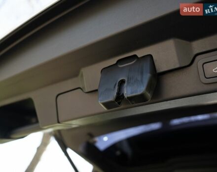 Белый Ленд Ровер Рендж Ровер Эвок, объемом двигателя 2.2 л и пробегом 148 тыс. км за 19000 $, фото 29 на Automoto.ua