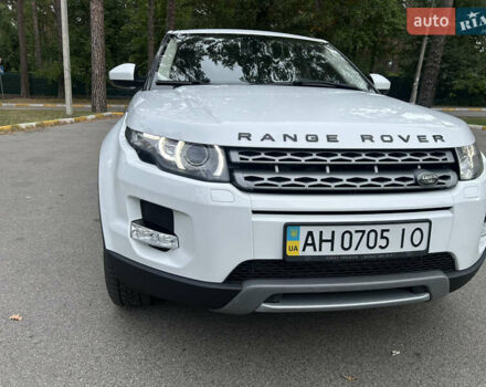 Ленд Ровер Рендж Ровер Эвок 2013 в Буче на Automoto.ua Белый Ленд Ровер Рендж Ровер Эвок, объемом двигателя 2.2 л и пробегом 136 тыс. км за 18900 $, фото 1 на Automoto.ua