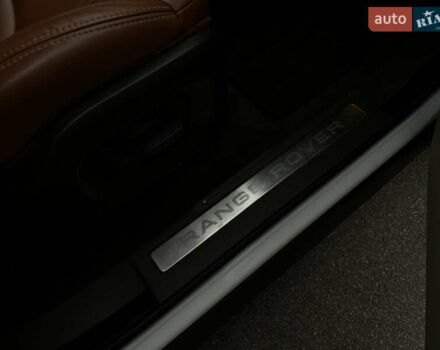 Білий Ленд Ровер Рендж Ровер Евок, об'ємом двигуна 2 л та пробігом 154 тис. км за 14000 $, фото 17 на Automoto.ua