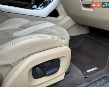 Белый Ленд Ровер Рендж Ровер Эвок, объемом двигателя 2 л и пробегом 241 тыс. км за 13200 $, фото 22 на Automoto.ua