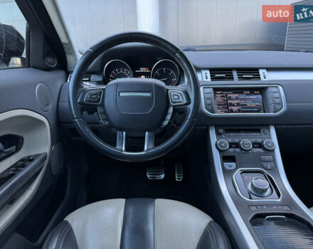 Ленд Ровер Рендж Ровер Эвок 2013 в Киеве на Automoto.ua Белый Ленд Ровер Рендж Ровер Эвок, объемом двигателя 2.18 л и пробегом 124 тыс. км за 18500 $, фото 23 на Automoto.ua