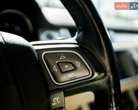 Белый Ленд Ровер Рендж Ровер Эвок, объемом двигателя 2.2 л и пробегом 148 тыс. км за 19000 $, фото 47 на Automoto.ua