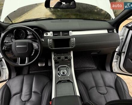 Белый Ленд Ровер Рендж Ровер Эвок, объемом двигателя 2 л и пробегом 104 тыс. км за 18900 $, фото 47 на Automoto.ua