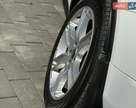 Белый Ленд Ровер Рендж Ровер Эвок, объемом двигателя 2.2 л и пробегом 158 тыс. км за 16500 $, фото 83 на Automoto.ua