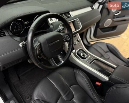 Белый Ленд Ровер Рендж Ровер Эвок, объемом двигателя 2 л и пробегом 104 тыс. км за 18900 $, фото 44 на Automoto.ua