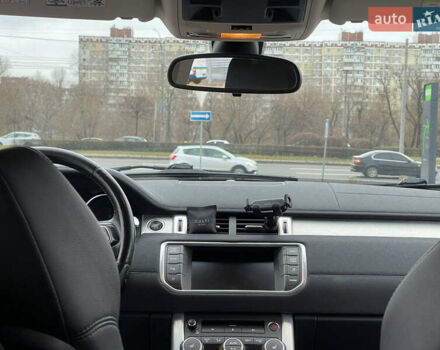 Белый Ленд Ровер Рендж Ровер Эвок, объемом двигателя 2.18 л и пробегом 196 тыс. км за 17950 $, фото 10 на Automoto.ua