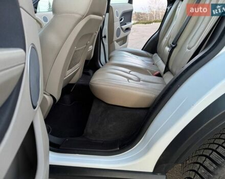 Белый Ленд Ровер Рендж Ровер Эвок, объемом двигателя 2.18 л и пробегом 77 тыс. км за 18500 $, фото 19 на Automoto.ua