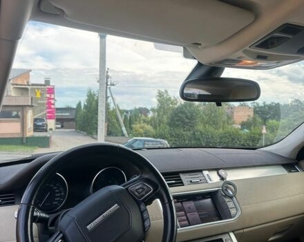Білий Ленд Ровер Рендж Ровер Евок, об'ємом двигуна 2.2 л та пробігом 280 тис. км за 14700 $, фото 5 на Automoto.ua