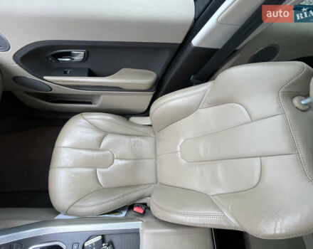 Белый Ленд Ровер Рендж Ровер Эвок, объемом двигателя 2.18 л и пробегом 276 тыс. км за 16300 $, фото 13 на Automoto.ua