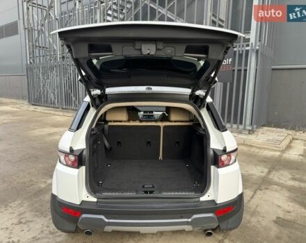 Белый Ленд Ровер Рендж Ровер Эвок, объемом двигателя 2 л и пробегом 241 тыс. км за 13200 $, фото 38 на Automoto.ua