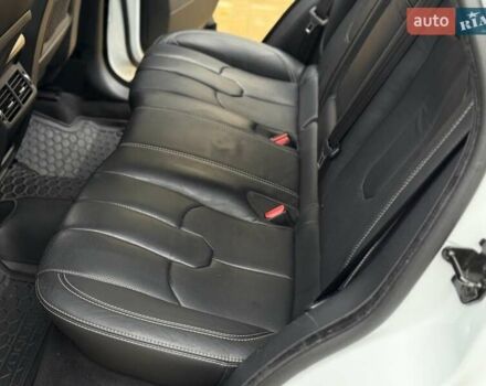 Белый Ленд Ровер Рендж Ровер Эвок, объемом двигателя 2 л и пробегом 104 тыс. км за 18900 $, фото 41 на Automoto.ua