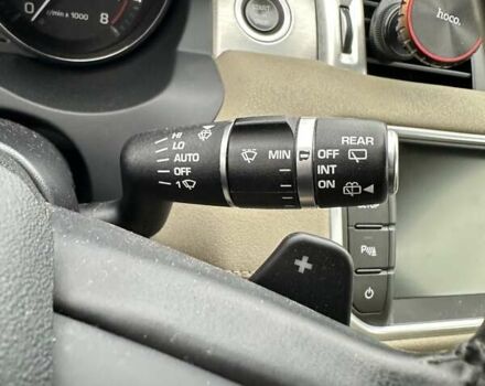 Белый Ленд Ровер Рендж Ровер Эвок, объемом двигателя 2 л и пробегом 178 тыс. км за 13900 $, фото 25 на Automoto.ua