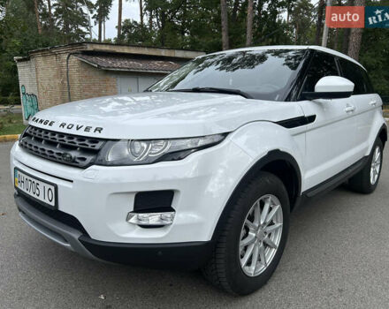 Ленд Ровер Рендж Ровер Эвок 2013 в Буче на Automoto.ua Белый Ленд Ровер Рендж Ровер Эвок, объемом двигателя 2.2 л и пробегом 136 тыс. км за 18900 $, фото 3 на Automoto.ua