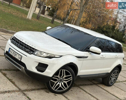 Белый Ленд Ровер Рендж Ровер Эвок, объемом двигателя 2.2 л и пробегом 220 тыс. км за 15600 $, фото 2 на Automoto.ua