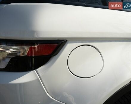 Белый Ленд Ровер Рендж Ровер Эвок, объемом двигателя 2.2 л и пробегом 148 тыс. км за 19000 $, фото 36 на Automoto.ua