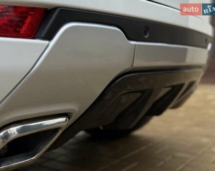 Білий Ленд Ровер Рендж Ровер Евок, об'ємом двигуна 2 л та пробігом 104 тис. км за 16900 $, фото 10 на Automoto.ua