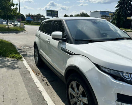 Ленд Ровер Рендж Ровер Эвок 2013 в Киеве на Automoto.ua Белый Ленд Ровер Рендж Ровер Эвок, объемом двигателя 0 л и пробегом 172 тыс. км за 19000 $, фото 1 на Automoto.ua