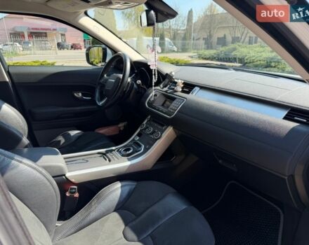 Білий Ленд Ровер Рендж Ровер Евок, об'ємом двигуна 2.18 л та пробігом 187 тис. км за 18200 $, фото 46 на Automoto.ua