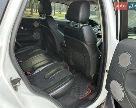 Белый Ленд Ровер Рендж Ровер Эвок, объемом двигателя 2.2 л и пробегом 220 тыс. км за 15600 $, фото 30 на Automoto.ua