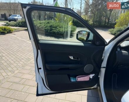 Білий Ленд Ровер Рендж Ровер Евок, об'ємом двигуна 2.18 л та пробігом 187 тис. км за 18200 $, фото 38 на Automoto.ua