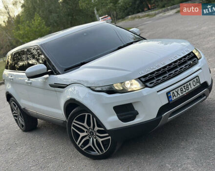 Білий Ленд Ровер Рендж Ровер Евок, об'ємом двигуна 2.2 л та пробігом 220 тис. км за 16200 $, фото 26 на Automoto.ua
