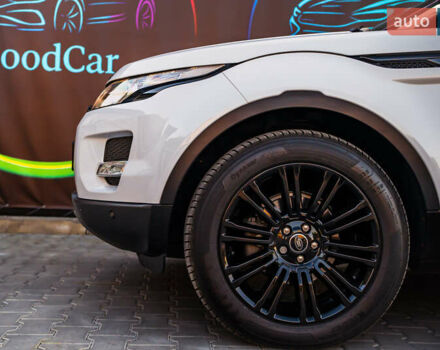 Белый Ленд Ровер Рендж Ровер Эвок, объемом двигателя 2 л и пробегом 73 тыс. км за 17700 $, фото 9 на Automoto.ua