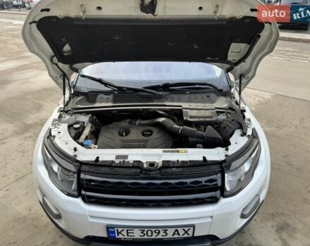 Белый Ленд Ровер Рендж Ровер Эвок, объемом двигателя 2 л и пробегом 241 тыс. км за 13200 $, фото 32 на Automoto.ua