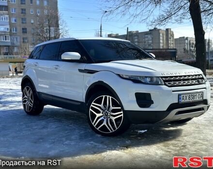 Білий Ленд Ровер Рендж Ровер Евок, об'ємом двигуна 2.2 л та пробігом 22300 тис. км за 16300 $, фото 3 на Automoto.ua