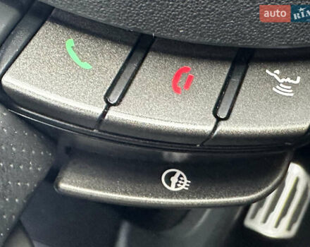 Білий Ленд Ровер Рендж Ровер Евок, об'ємом двигуна 2.18 л та пробігом 72 тис. км за 18500 $, фото 19 на Automoto.ua