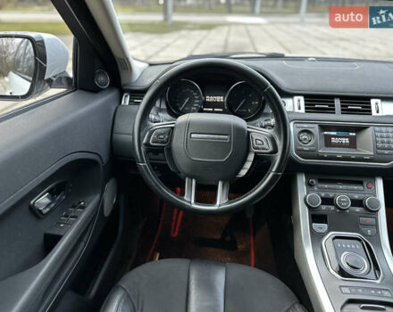 Белый Ленд Ровер Рендж Ровер Эвок, объемом двигателя 2.2 л и пробегом 220 тыс. км за 15600 $, фото 36 на Automoto.ua