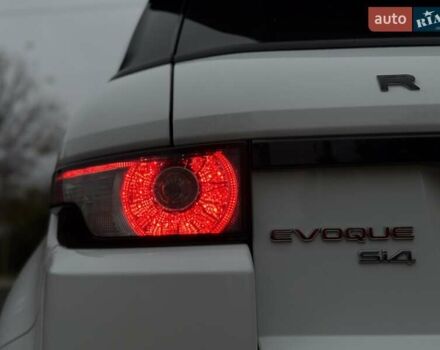 Білий Ленд Ровер Рендж Ровер Евок, об'ємом двигуна 2 л та пробігом 104 тис. км за 16900 $, фото 9 на Automoto.ua